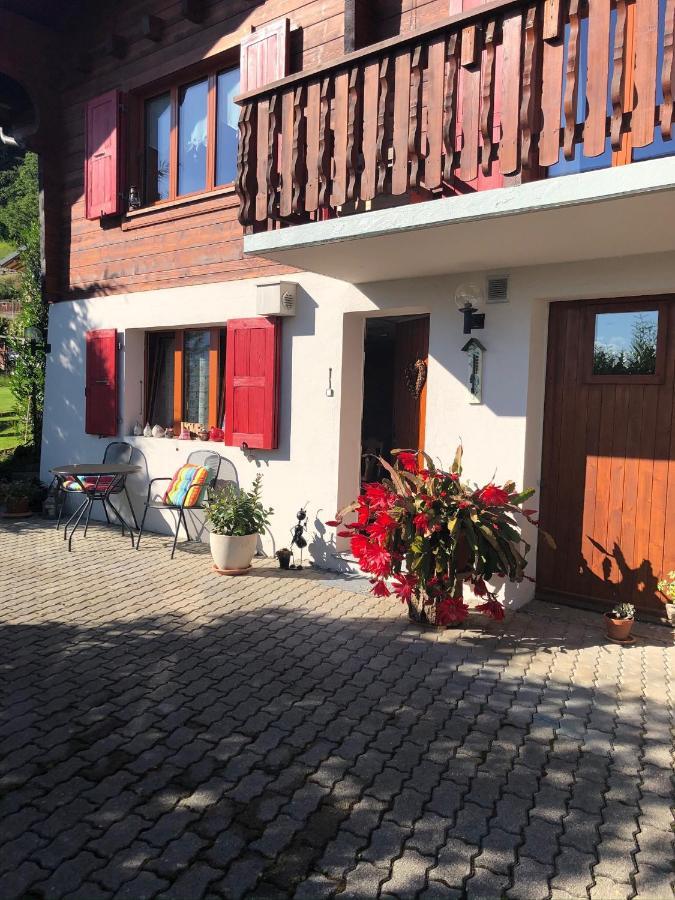 La Bergerie - chalet Alice Choex Extérieur photo