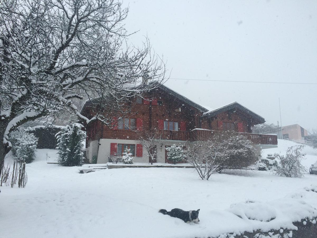 La Bergerie - chalet Alice Choex Extérieur photo