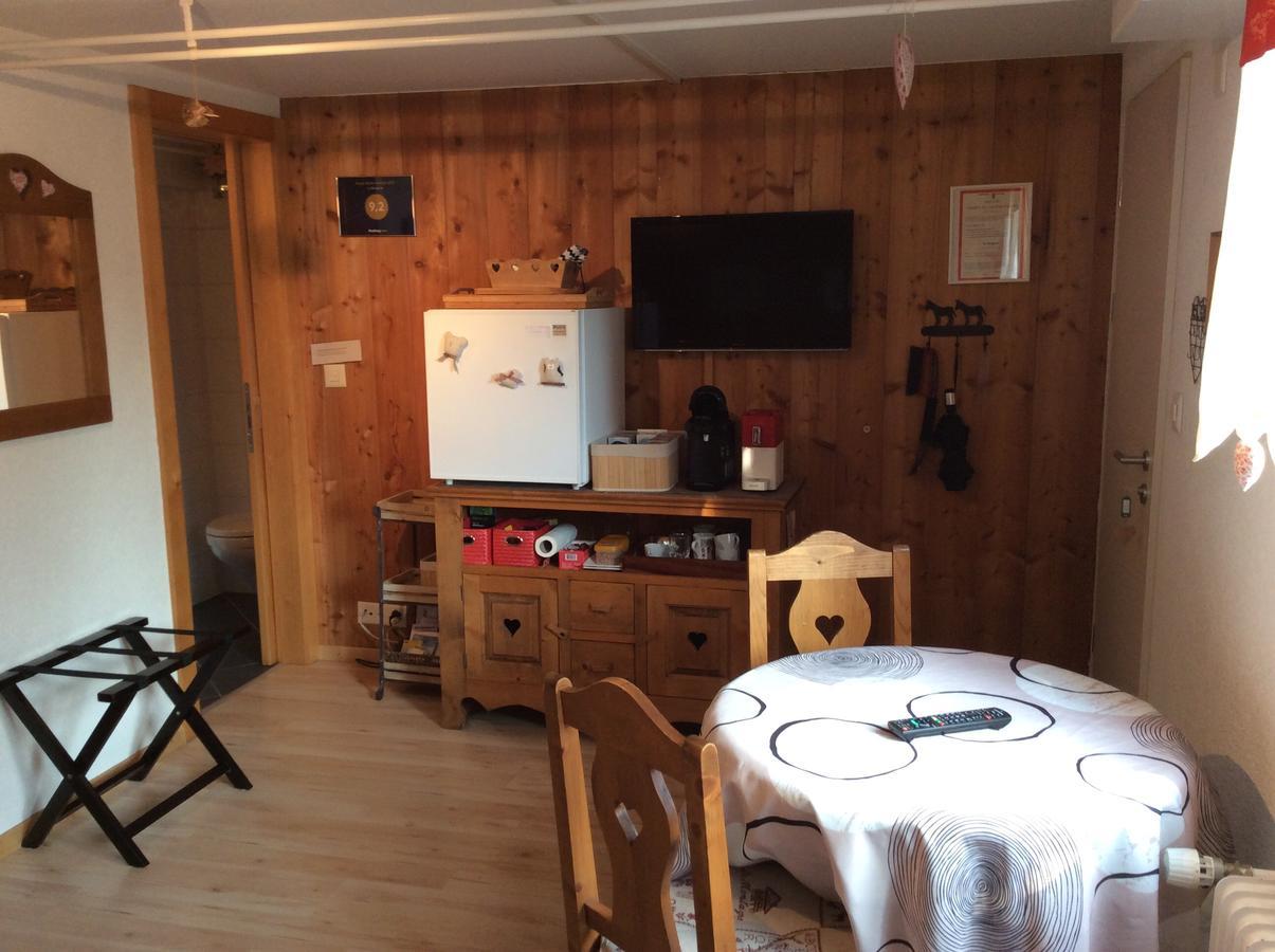 La Bergerie - chalet Alice Choex Extérieur photo